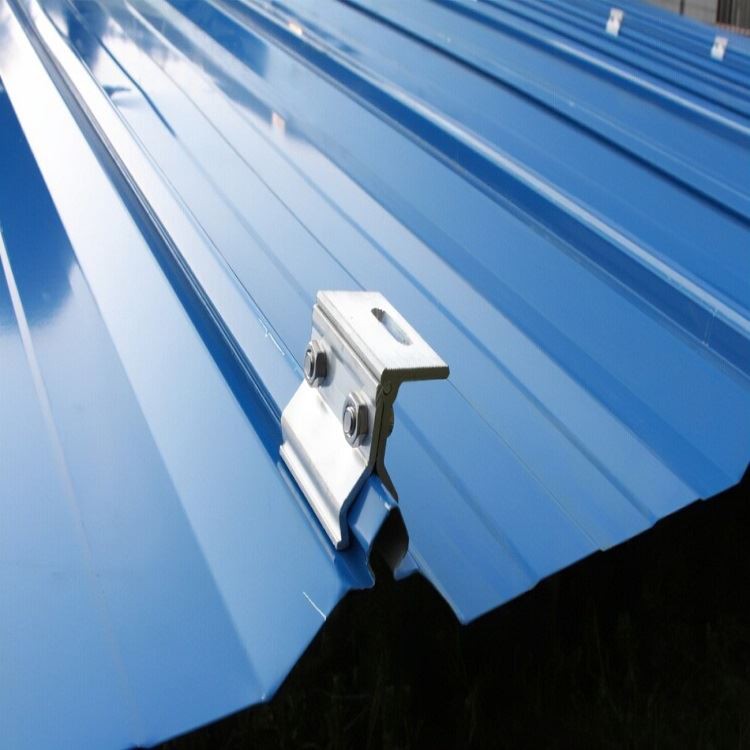 installation of T shape clamp for tin roof